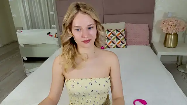 IndieMoon online show from March 2, 6:25 pm