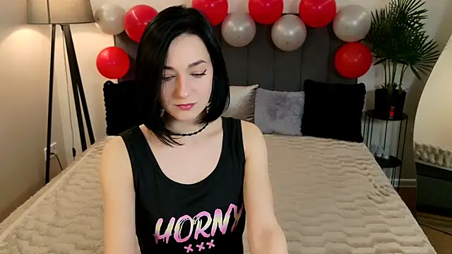 BaileeLynn online show from April 19, 8:58 am