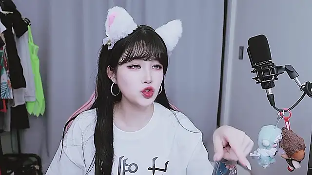 MISA 02 online show from April 21, 12:34 pm