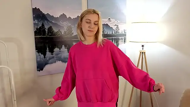 CeIenaLafler online show from October 13, 7:11 am