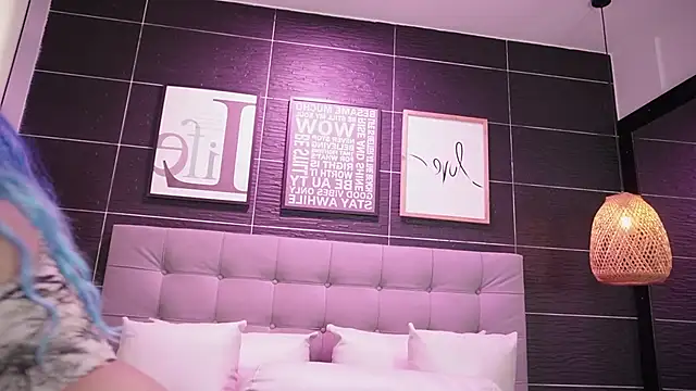 Thalia Karlson online show from February 9, 1:24 pm