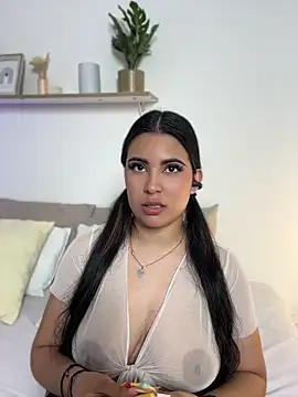 shainadavis online show from April 25, 3:09 am