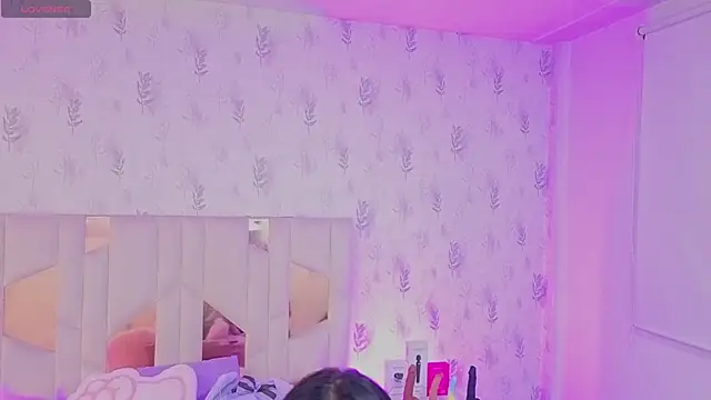 MARIANA TAY1 online show from April 25, 3:20 am