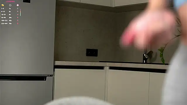 MonetLeitman online show from November 23, 1:19 am