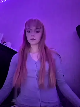 OpheliaMills online show from November 7, 12:11 pm