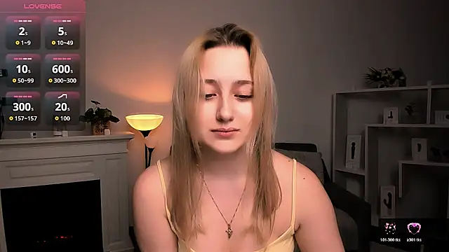 Lulu   Moon online show from April 5, 9:03 pm