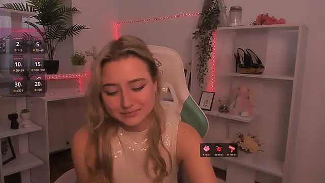 Lulu   Moon online show from November 23, 8:38 am