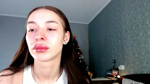 Daphne Darkthorn online show from January 11, 4:39 am