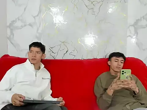 heyy noah11 online show from June 30, 1:10 pm