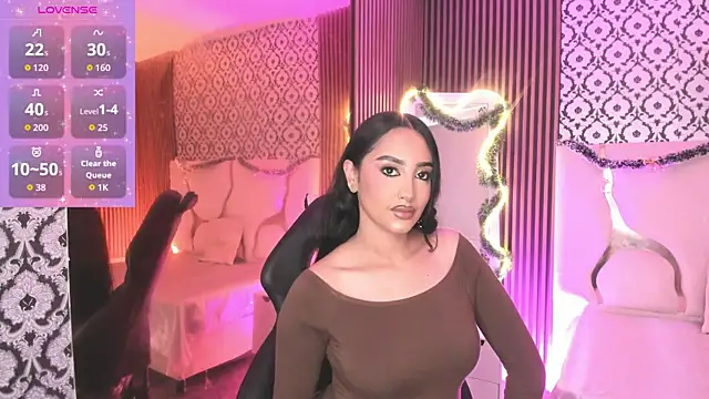 BEELLA TAY1 online show from December 3, 3:58 pm