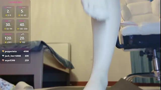 yiyi 3523 online show from March 26, 3:03 pm