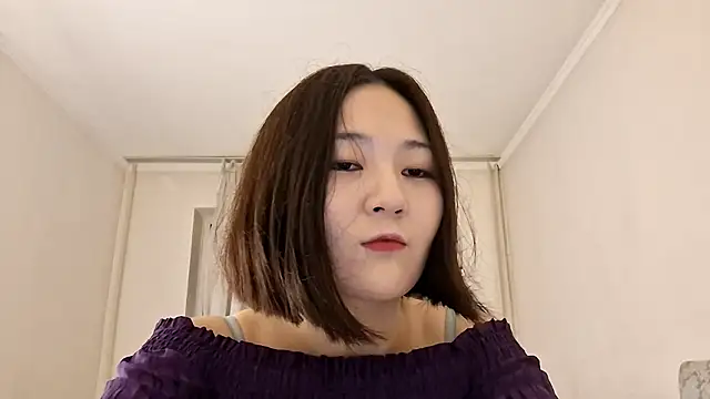 Lyndasilk online show from February 23, 4:17 pm