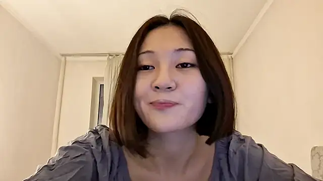 Lyndasilk online show from February 27, 4:18 pm