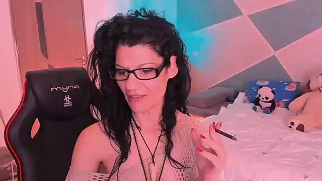 SweetSin40 online show from April 20, 7:28 pm