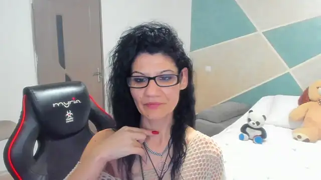 SweetSin40 online show from April 3, 7:12 pm