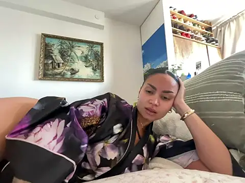 sexygoddessjessy online show from April 23, 11:39 am
