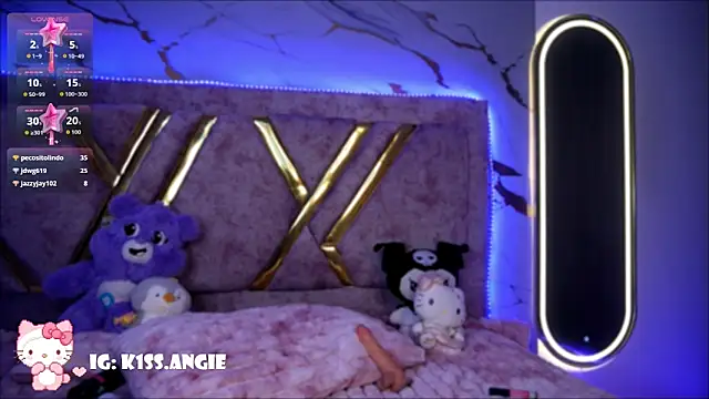 angie boo  online show from October 17, 4:16 am