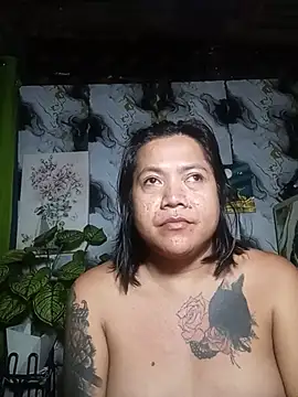 trishacummerts online show from June 6, 5:19 pm