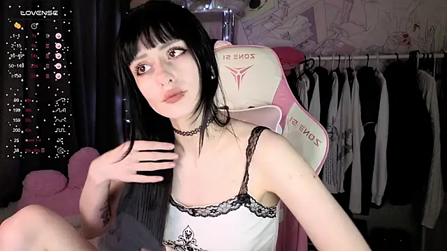 MiranaLieberttt online show from May 17, 9:58 pm