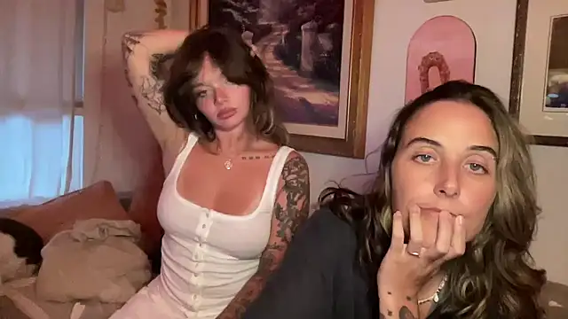 lill daddysgirl online show from April 21, 2:26 am