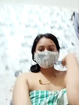 Hot Baby250 online show from April 25, 1:52 pm