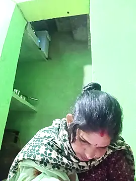 Karishma cute online show from January 9, 1:26 pm