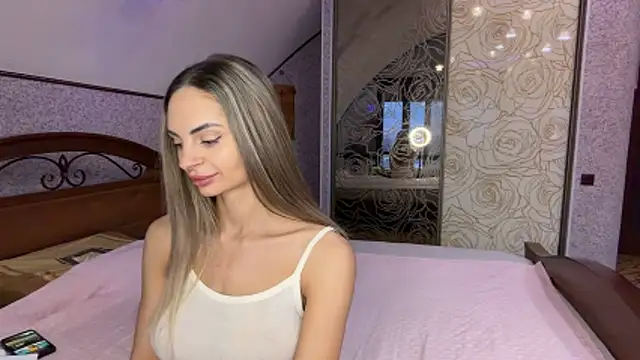 cutetella online show from December 22, 4:04 am