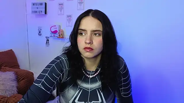 Emily Lindey online show from February 3, 6:22 am