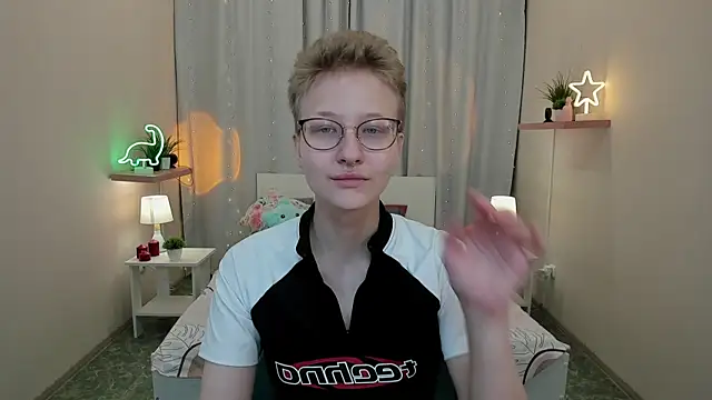 EllaSloan online show from October 28, 3:34 am