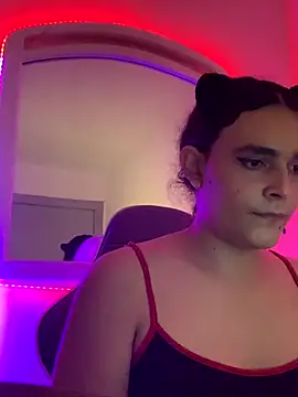 La-Gatiita-trans online show from November 11, 2:18 am