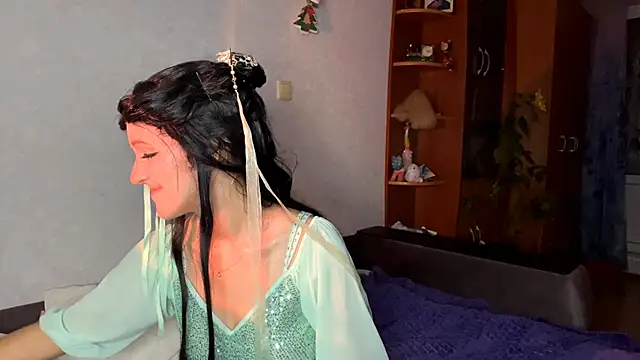 AnnamariaVieu online show from October 25, 9:10 pm