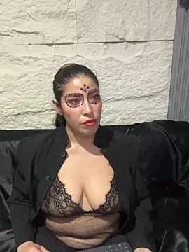 Yvonny27 online show from November 2, 8:56 pm