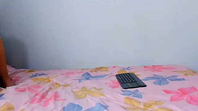 bellapixie online show from November 8, 4:23 pm