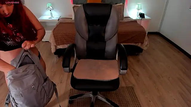 Cat  Moon   online show from March 9, 7:17 pm