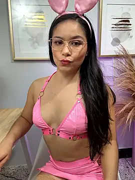 Snapshot of Hannah_martinez01 chatting on October 18, 1:58 pm Hannah martinez01 online show from October 18, 1:58 pm