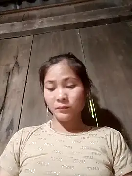 Lyssa-a online show from May 7, 9:46 am