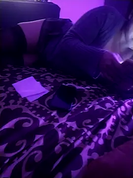 checheludo23 online show from April 15, 7:20 am