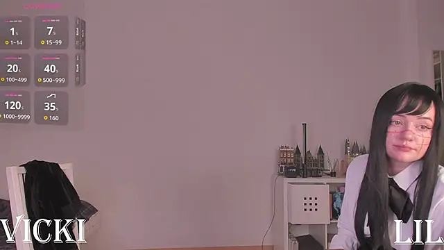 VickiRoom online show from April 21, 1:42 am