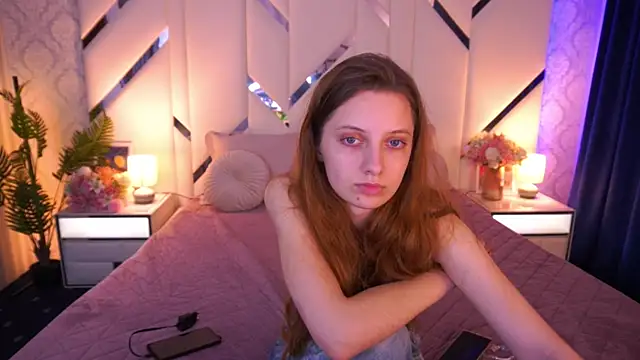 CuteeFoxy online show from April 29, 1:14 pm