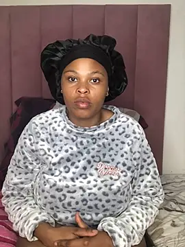 Bubbles156 online show from April 14, 7:19 am