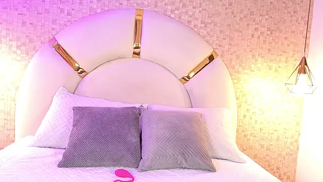 emmy rose25 online show from April 29, 11:35 am