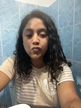 Techi0525 online show from April 26, 6:27 pm