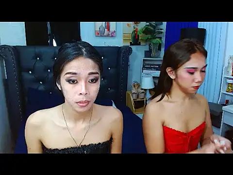 LovelyTs4U online show from December 17, 11:31 pm