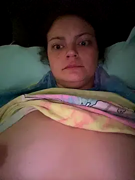 Snapshot of honeygirlox chatting on October 14, 9:17 pm honeygirlox online show from October 14, 9:17 pm