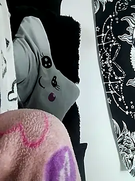 abby n emily online show from April 24, 1:36 pm