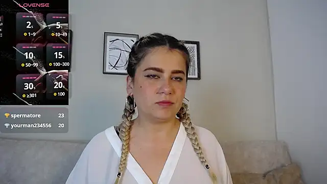 Sweet Bella Valery online show from October 25, 10:05 pm