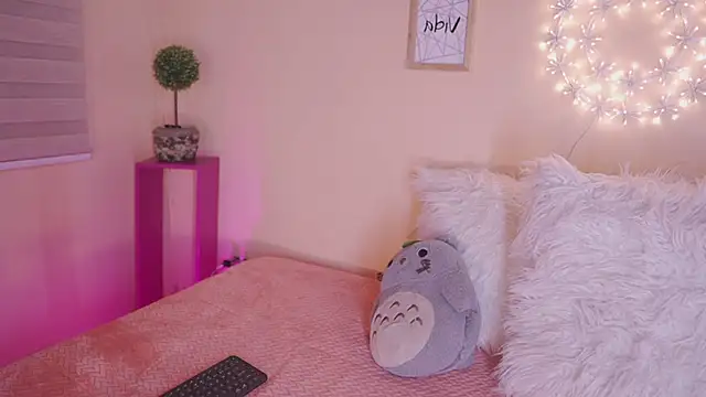 Meggie  online show from January 9, 12:15 am