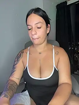 Emily Kurth23 online show from November 22, 12:24 am