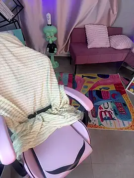 cold blondie online show from July 19, 5:42 am