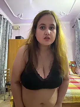 DivineBeautyone online show from October 17, 11:24 am